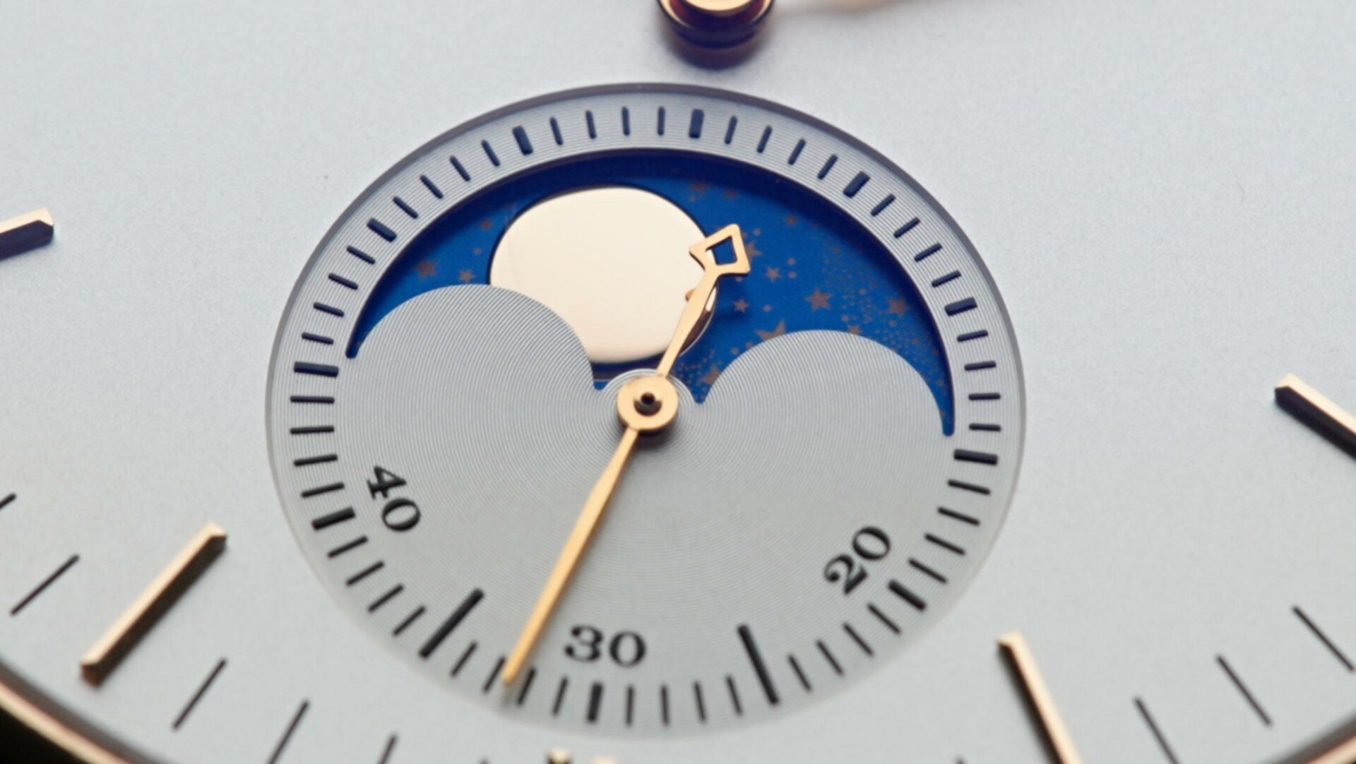 A. Lange & Söhne Saxonia Moon Phase Rose Gold moonphase up close.