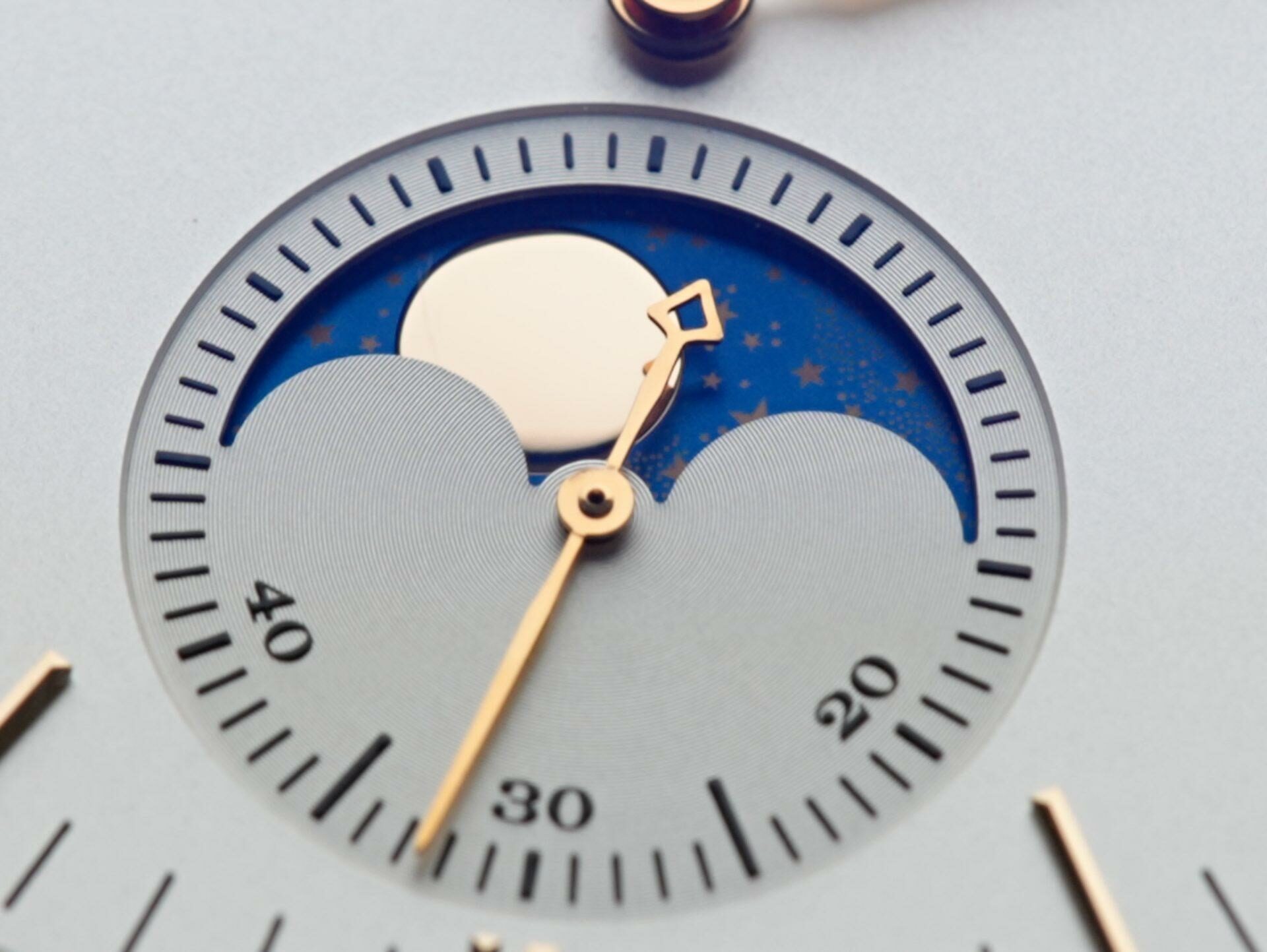 A. Lange & Söhne Saxonia Moon Phase Rose Gold moonphase up close.