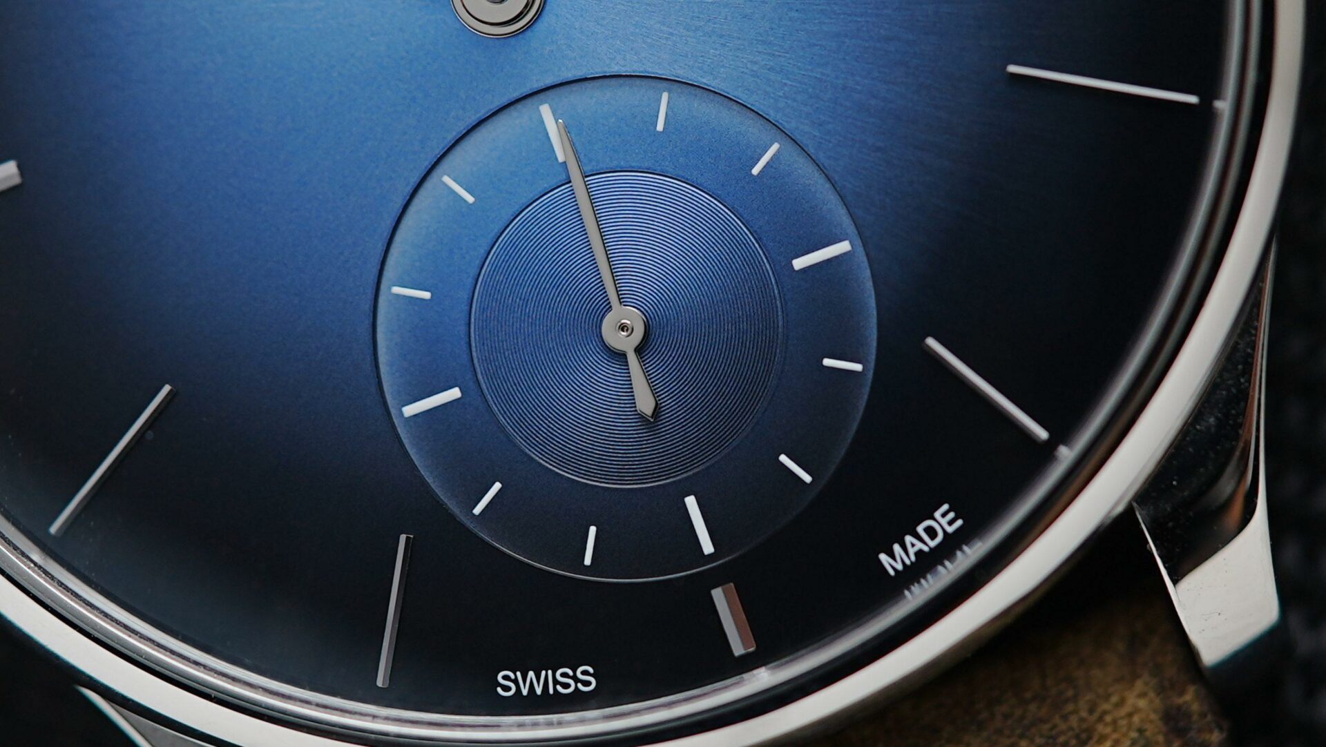 H.Moser & Cie. Venturer Small Seconds Xl watch dial zoomed in.