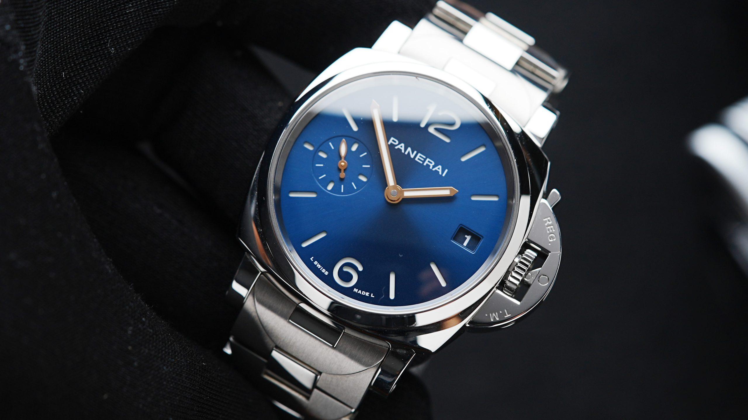 Panerai Luminor Due Pam01123 38mm up close picture of blue dial.