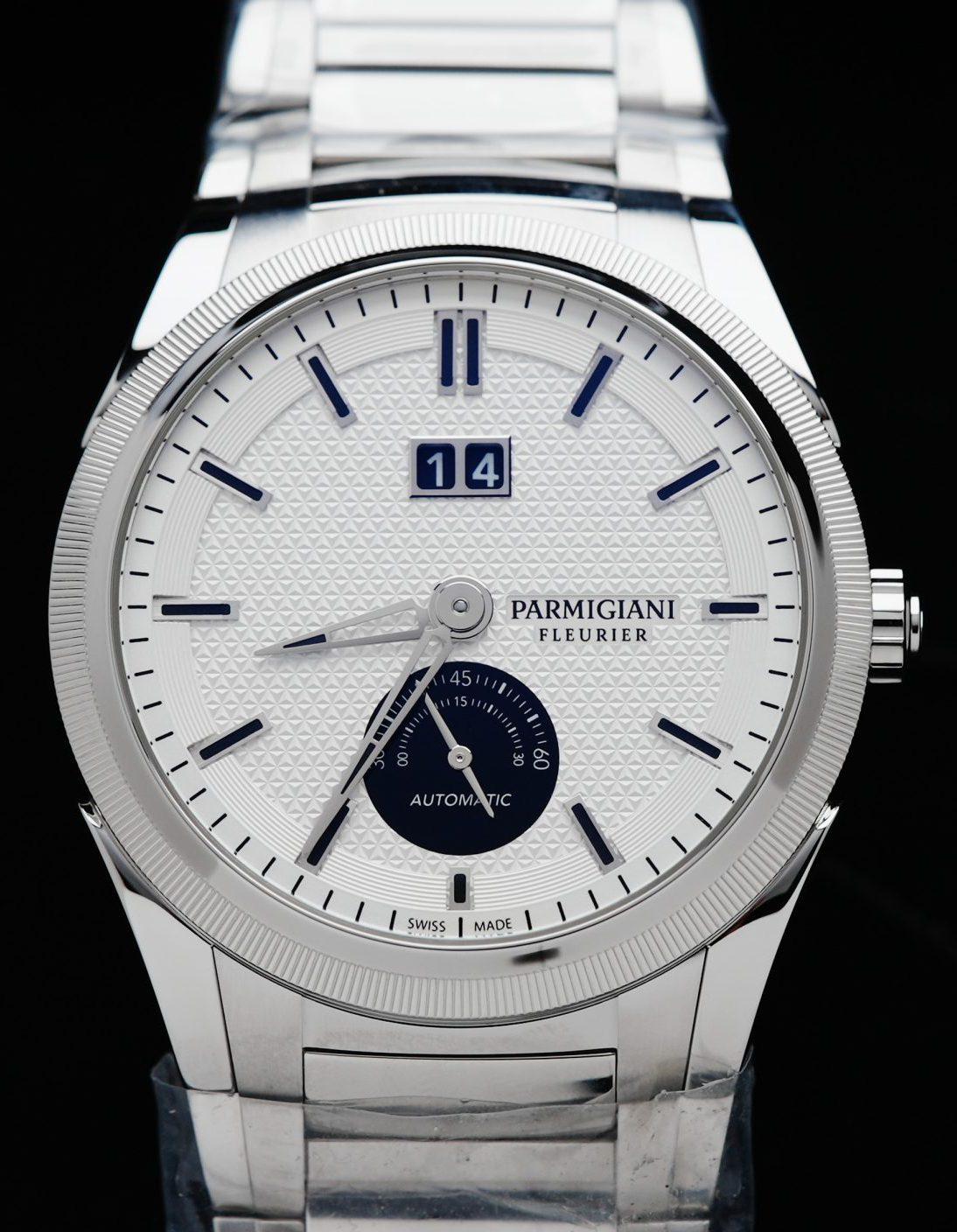 Parmigiani Fleurier Tonda Tondagraph GT 42mm Panda watch.