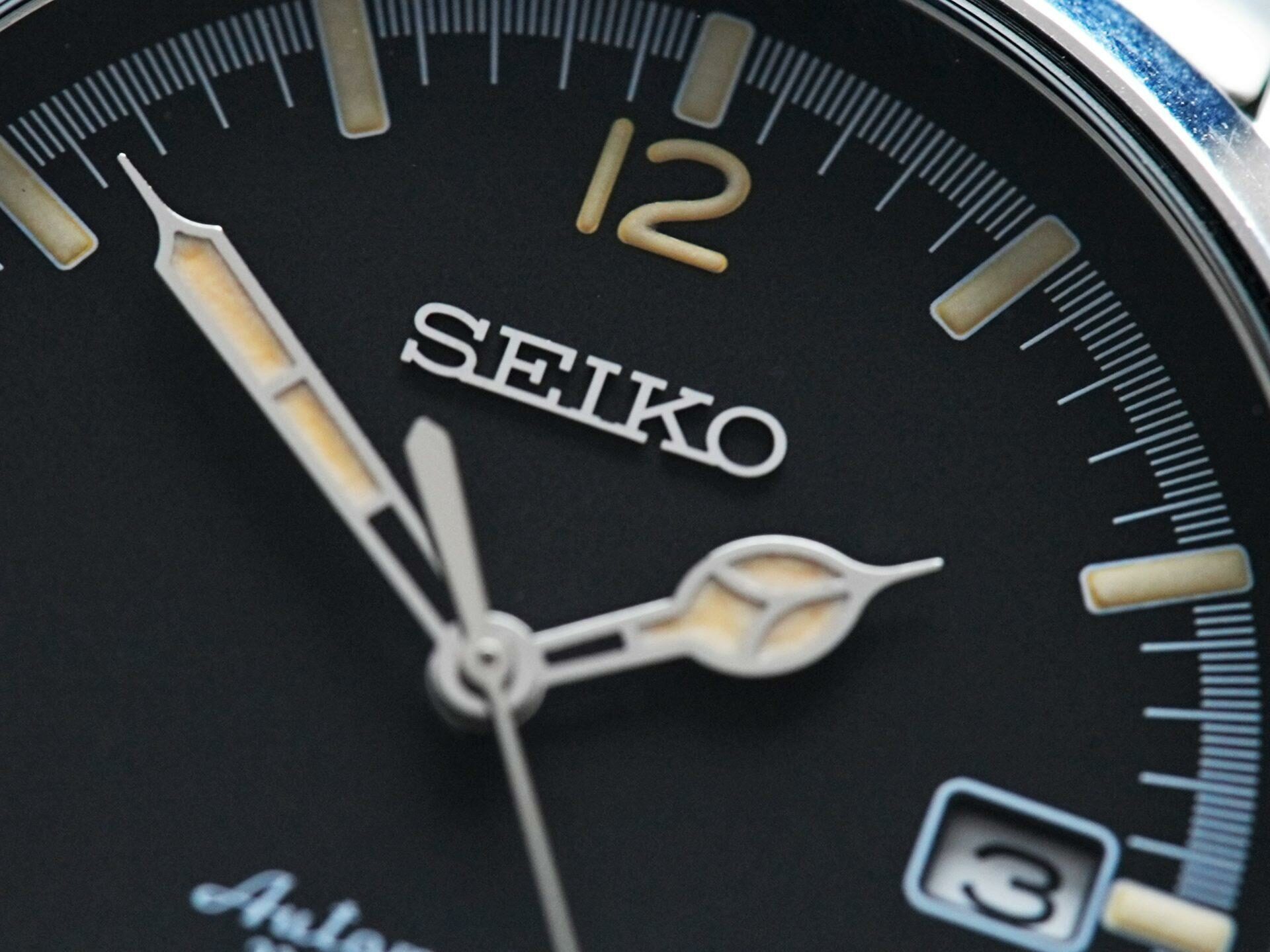 Seiko Explorer 1016 Limited Edition dial up close.