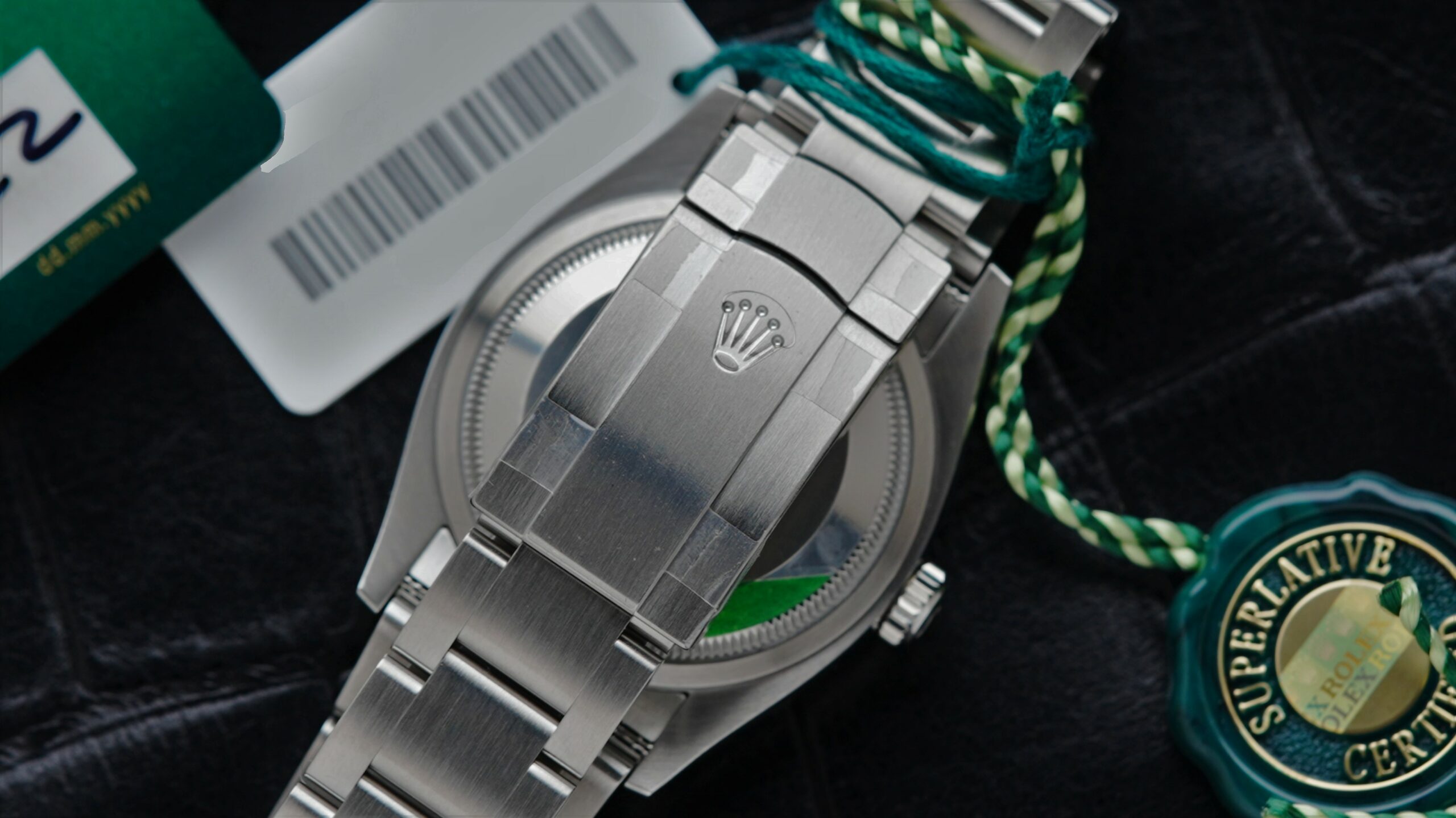 Clasp and bracelet on the Rolex Oyster Perpetual 36 Green 2022 watch.
