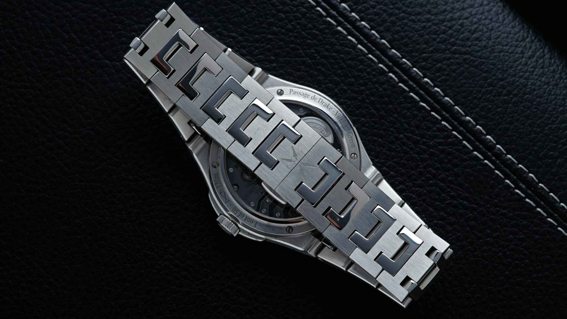 Backside and bracelet for the Czapek Fratello x Czapek Antarctique Passage de Drake Limited watch.