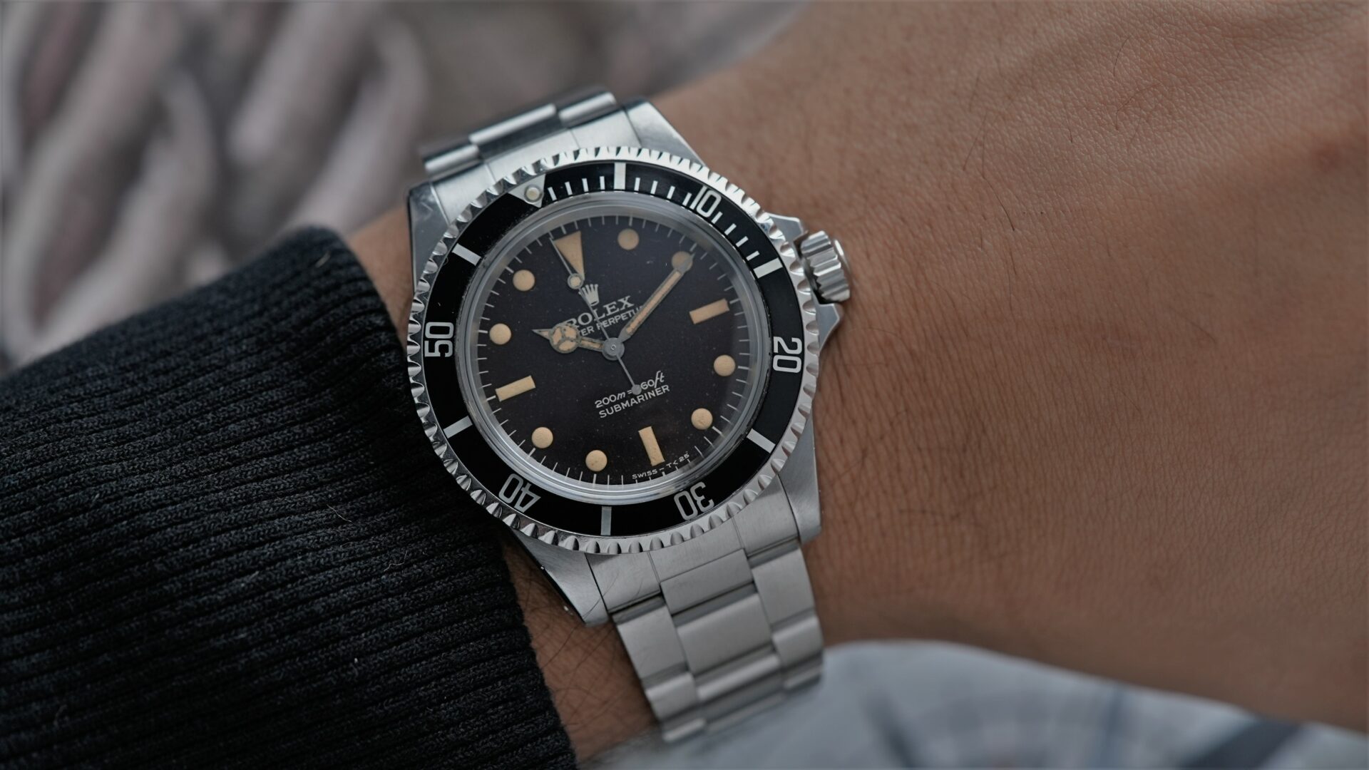 Rolex Submariner 5513 Bart Simpson Tropical Dial Original Patina Unpolished watch wrist shot.