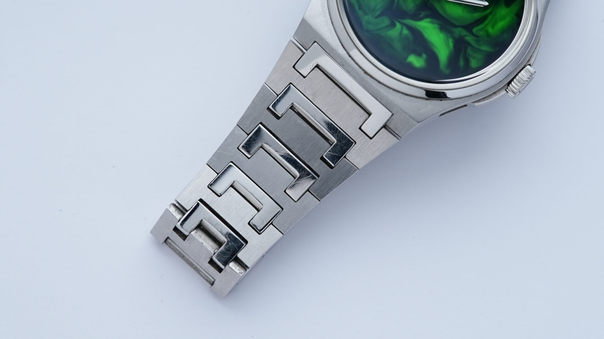 Czapek ANTARCTIQUE SPECIAL EDITION Emerald Iceberg Limited Edition watch bracelet.