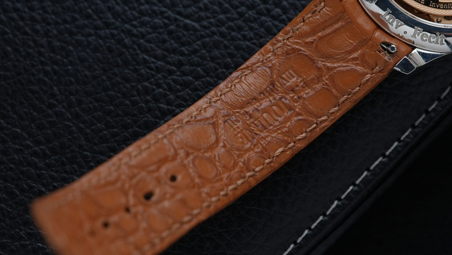Inside of strap showing brand name original strap of the F.P.Journe Octa AUTOMATIQUE RÉSERVE HAVANA wristwatch.