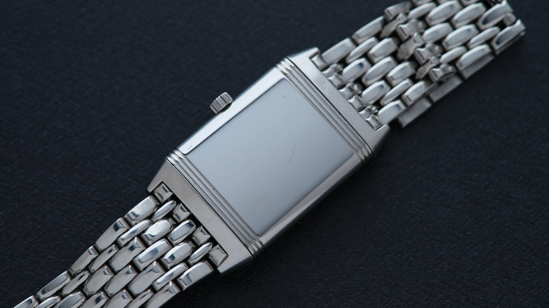 Back side of the Jaeger-LeCoultre Reverso Classique 252.8.86 watch.
