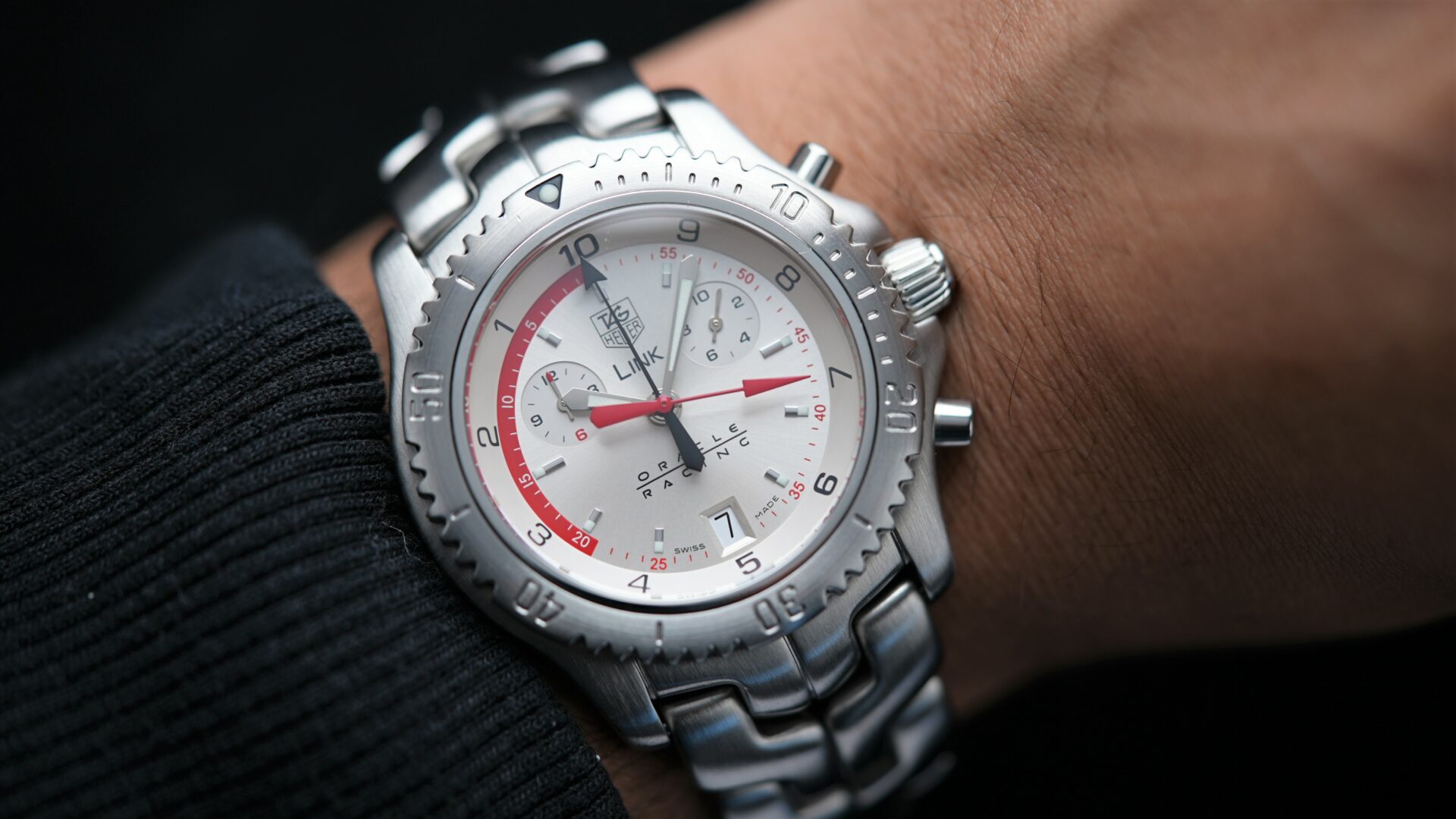 TAG Heuer Link Quartz Edition Quartz Ct1118 (bf090648) Link Oracle watch displayed on the wrist.